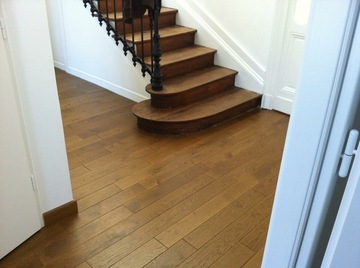 Pose de parquet en bois massif à Mérignac